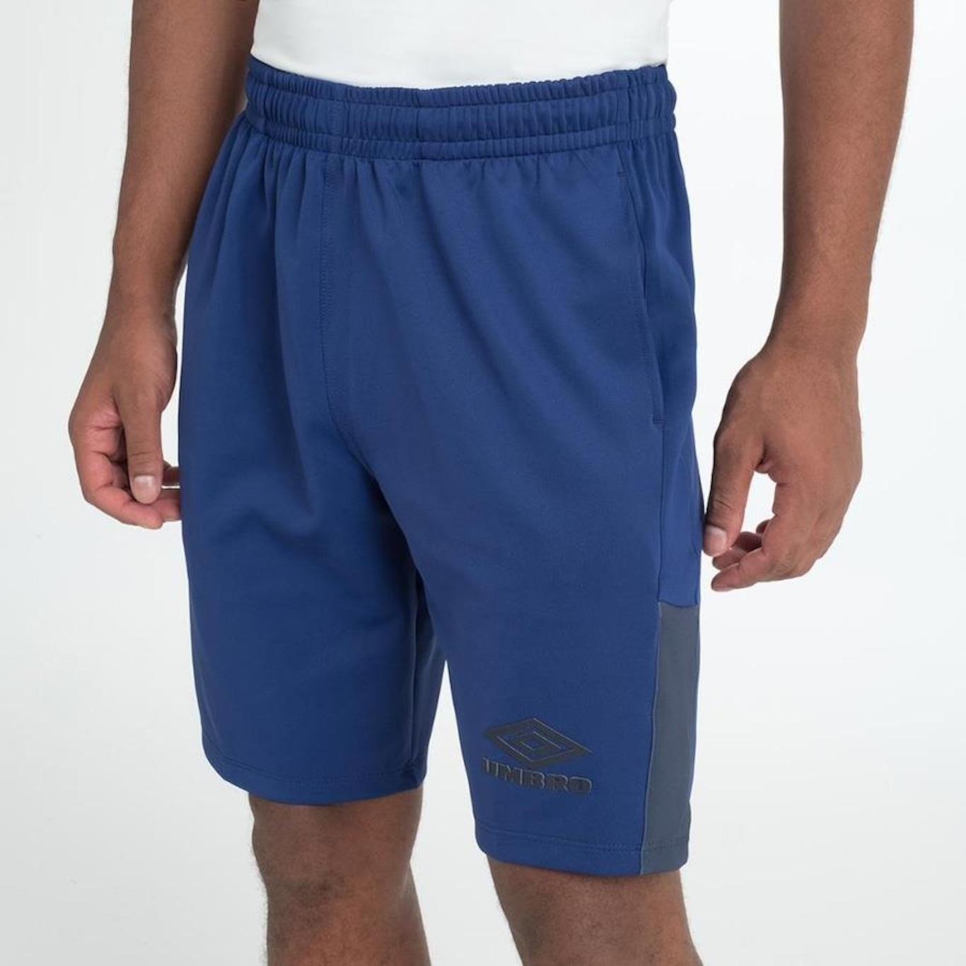 Bermuda Umbro Football Line - Masculina - Foto 4