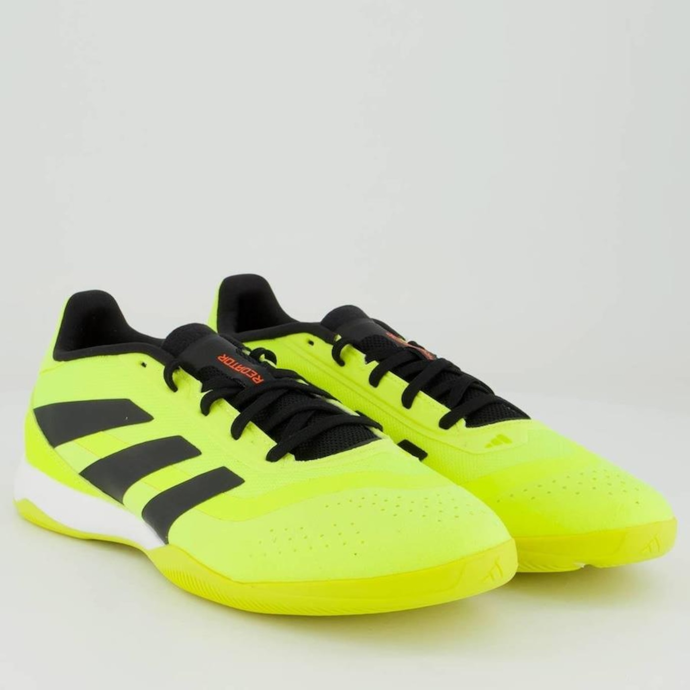 Chuteira Futsal adidas Predator League 24 Academy Low In - Adulto - Foto 2