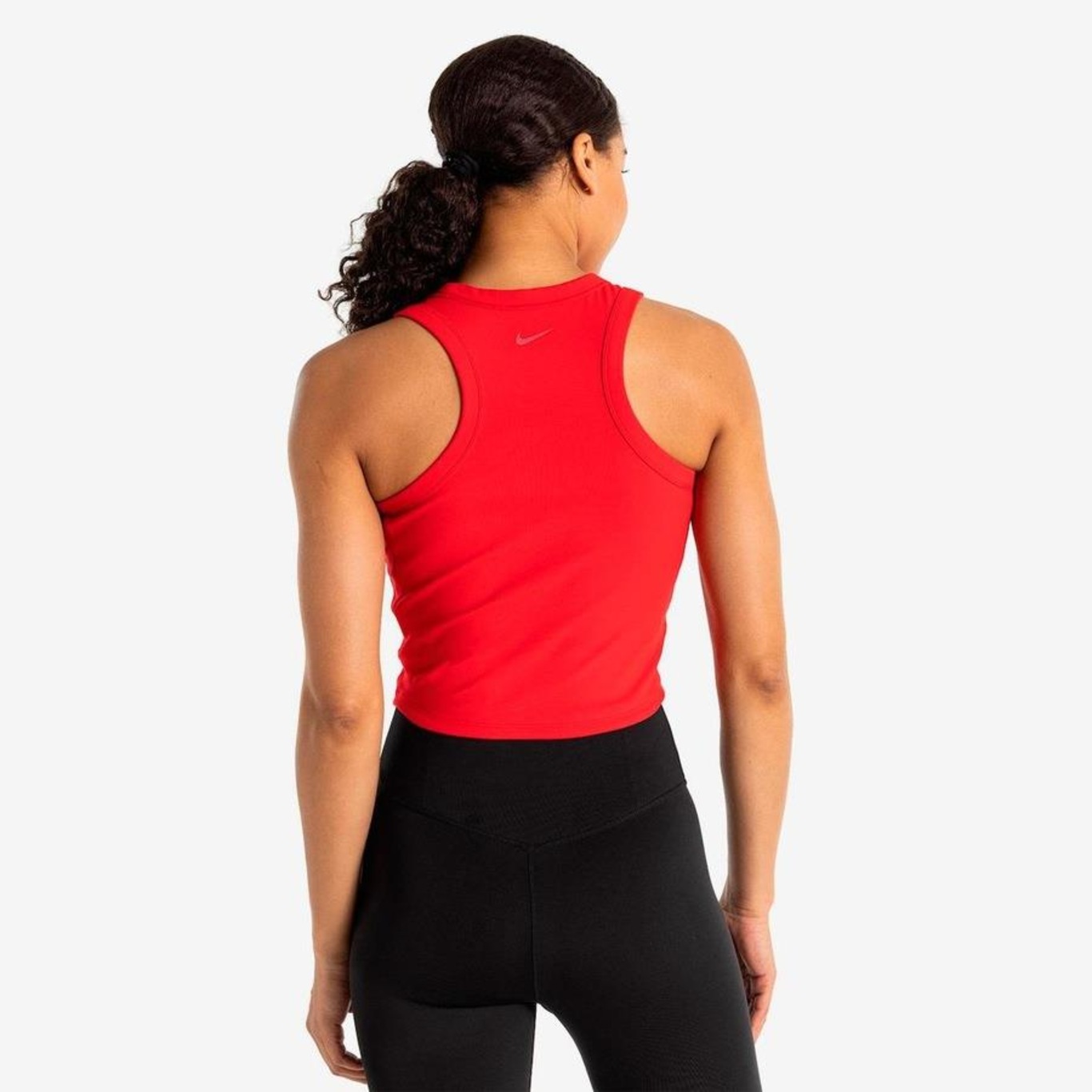 Camiseta Regata Nike Dri-Fit One Cropped - Feminina - Foto 2