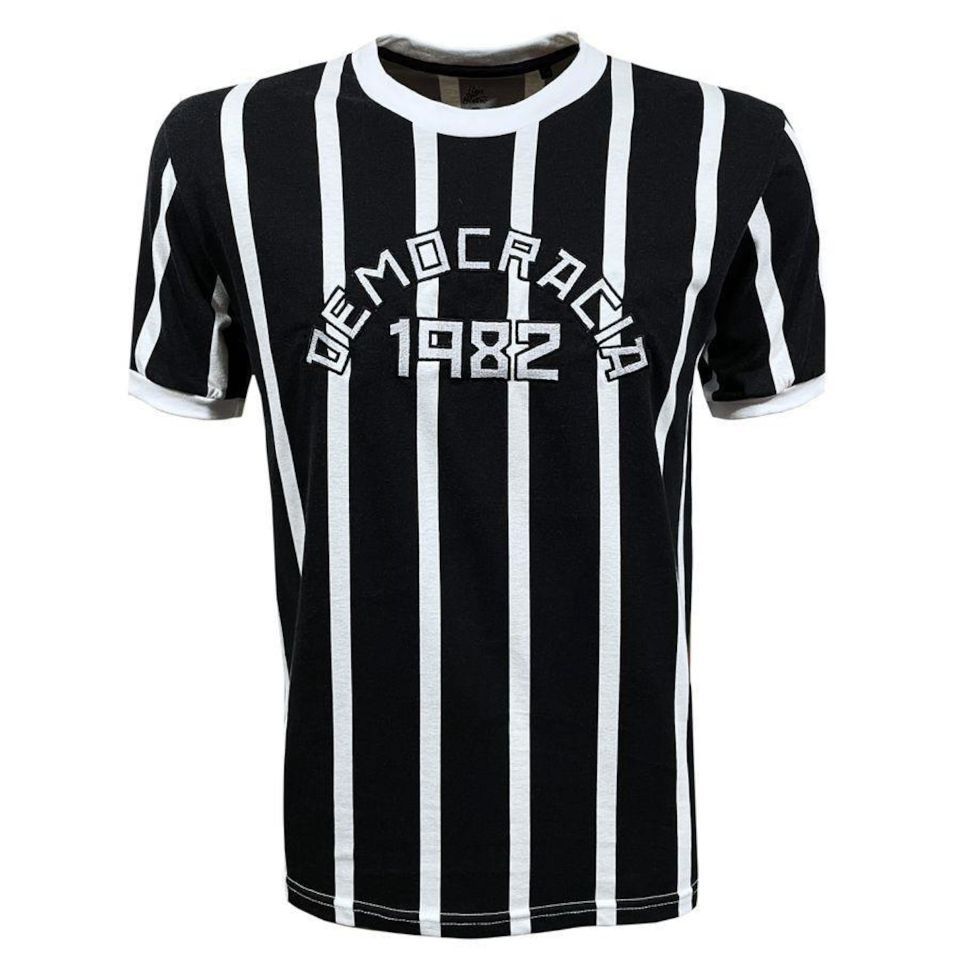 Camiseta Democracia 1982 Liga Retro - Masculina - Foto 1