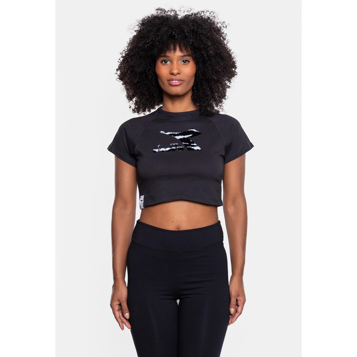 Blusa Cropped Diadora Animal - Feminina - Foto 1