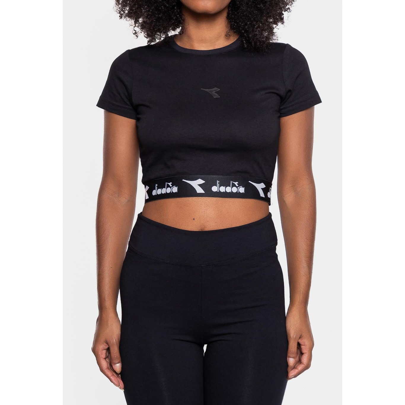 Blusa Cropped Diadora Frieze - Feminina - Foto 3