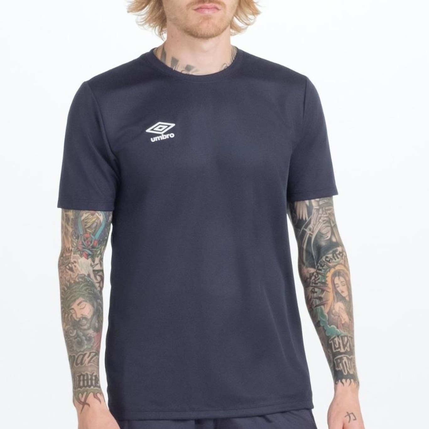 Camisa Umbro Essential - Masculina - Foto 2