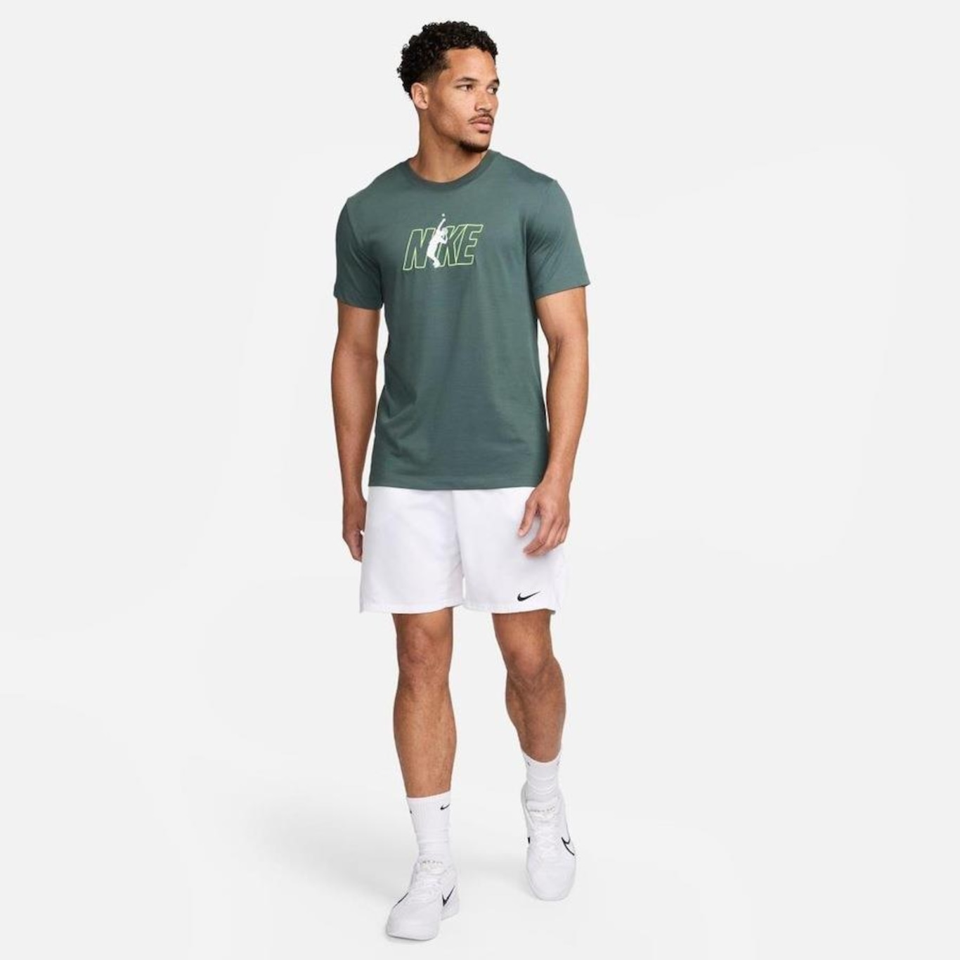 Camiseta Nike Court Dri-Fit - Masculina - Foto 4