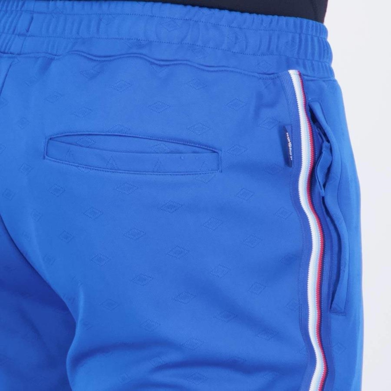 Calça Umbro Monogram Track Regal - Masculina - Foto 6