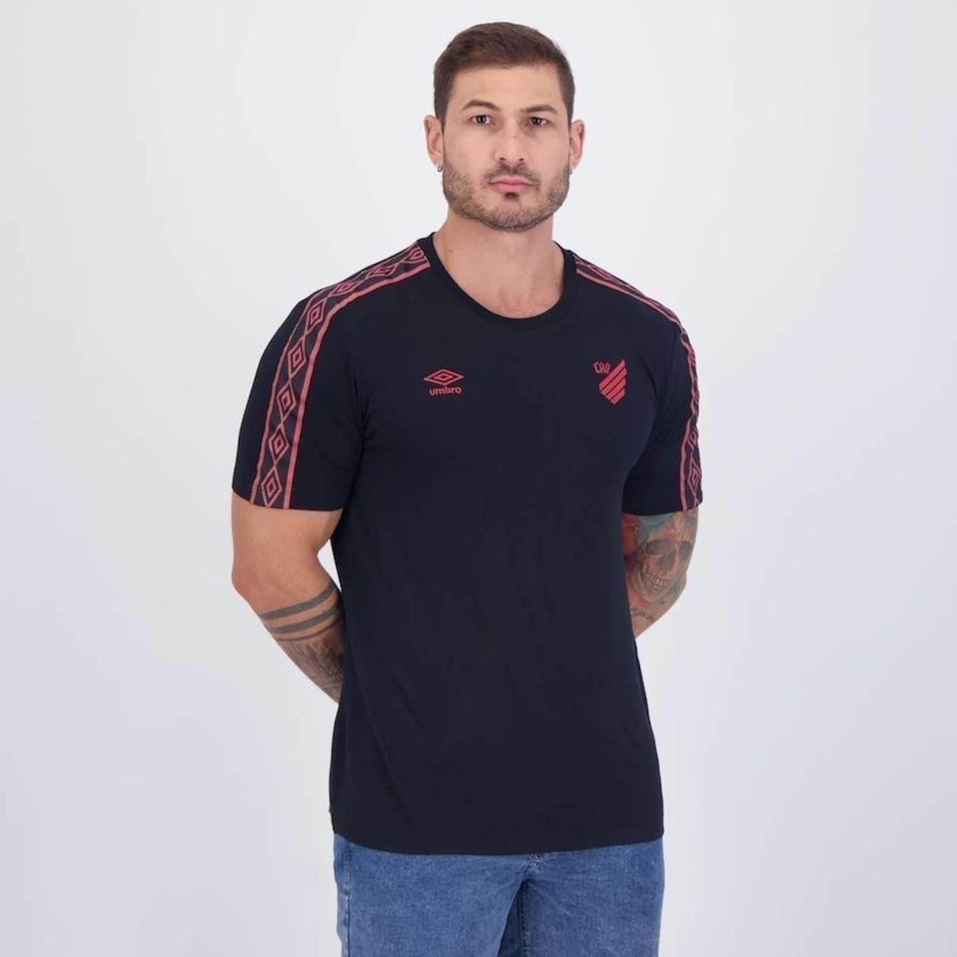 Camisa do Athlético Paranaense Concentração 2024 Umbro - Masculina - Foto 5