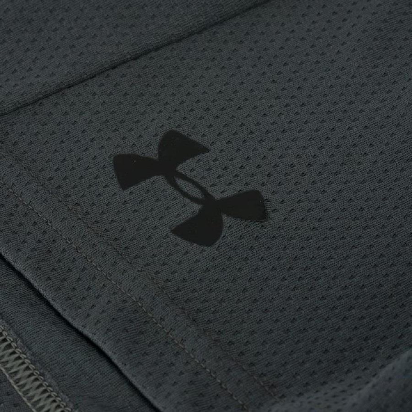 Bermuda Under Armour Tech Mesh - Masculina - Foto 6