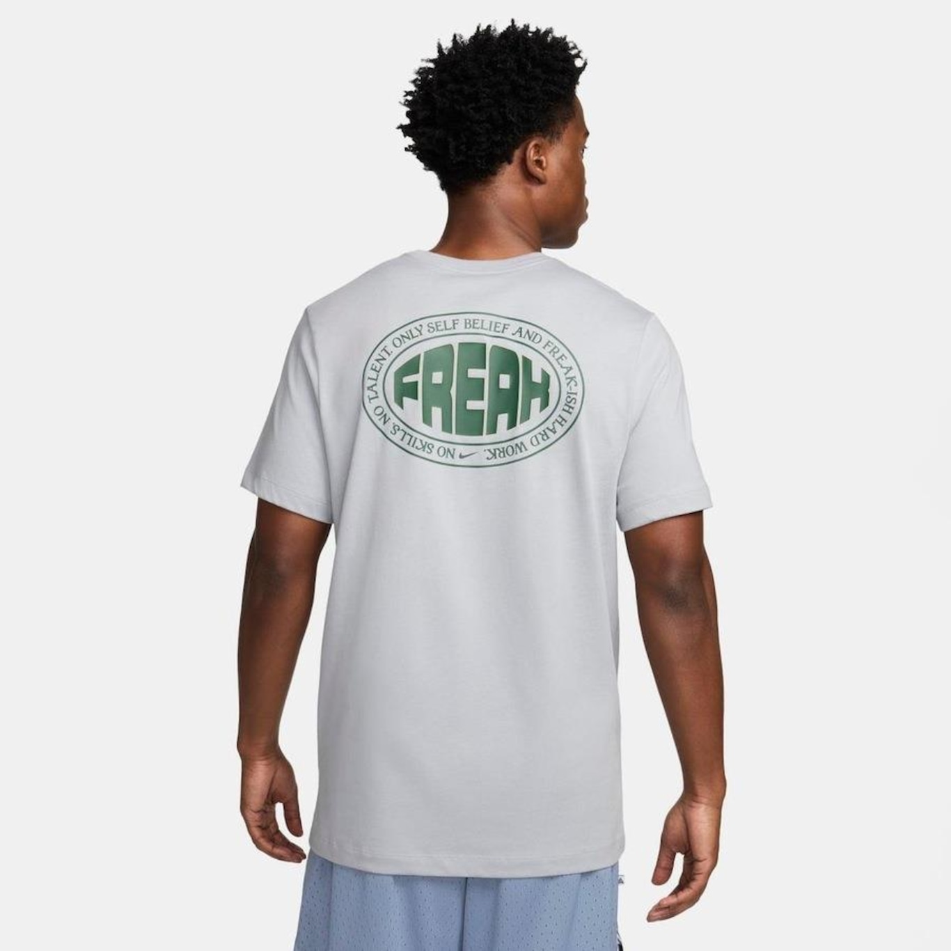 Camiseta Nike Giannis - Masculina - Foto 2