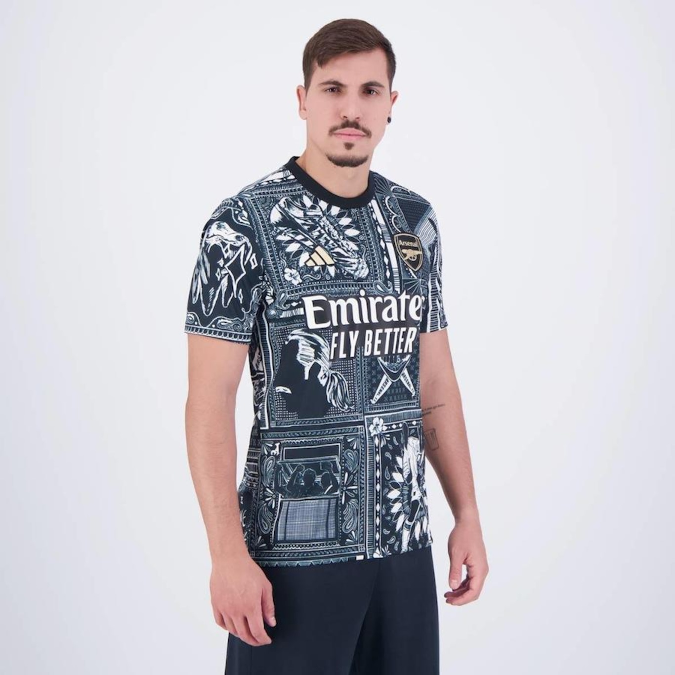 Camisa do Arsenal Pré-Jogo 2024 adidas - Masculina - Foto 2