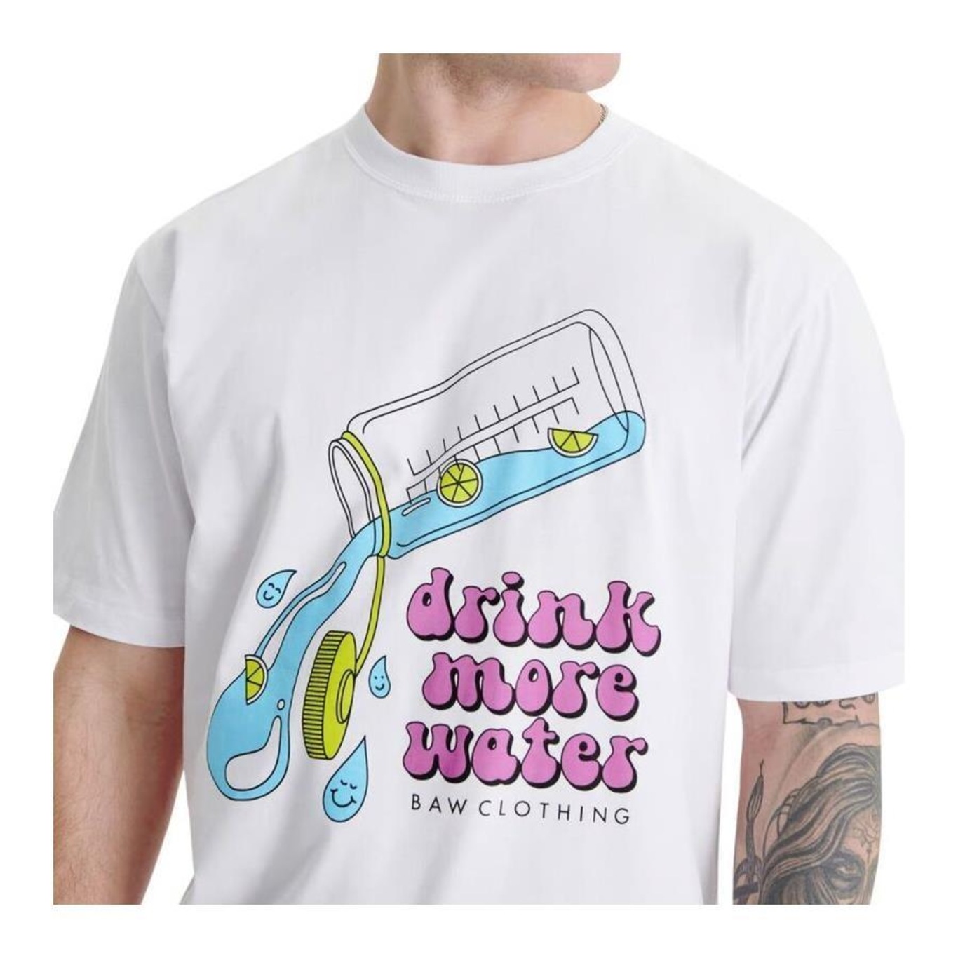 Camiseta Baw Regular Drink Water - Unissex - Foto 3