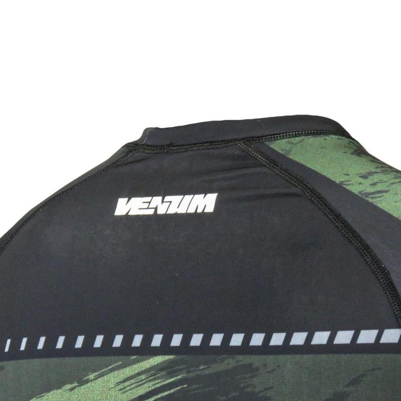 Rashguard Venum Camo Vulkan Performance Moss - Foto 6