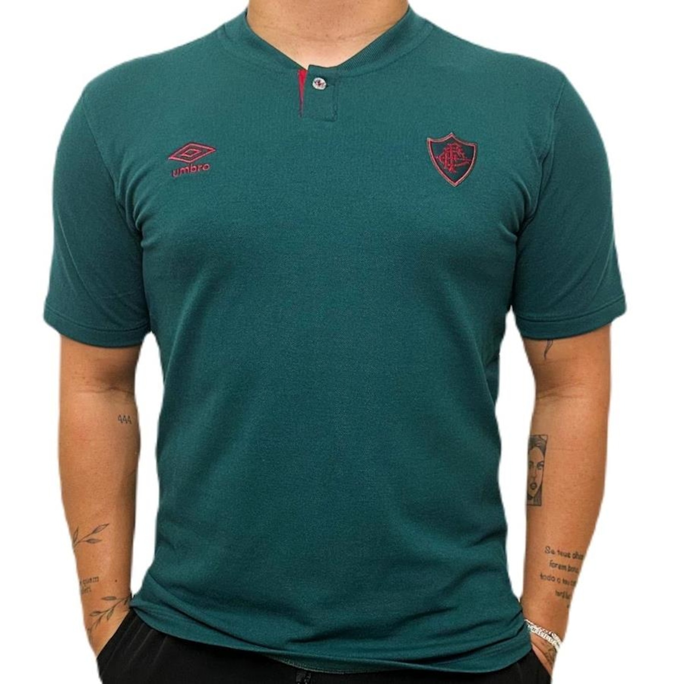 Camisa Polo do Fluminense Viagem 2024 Umbro - Masculina - Foto 2