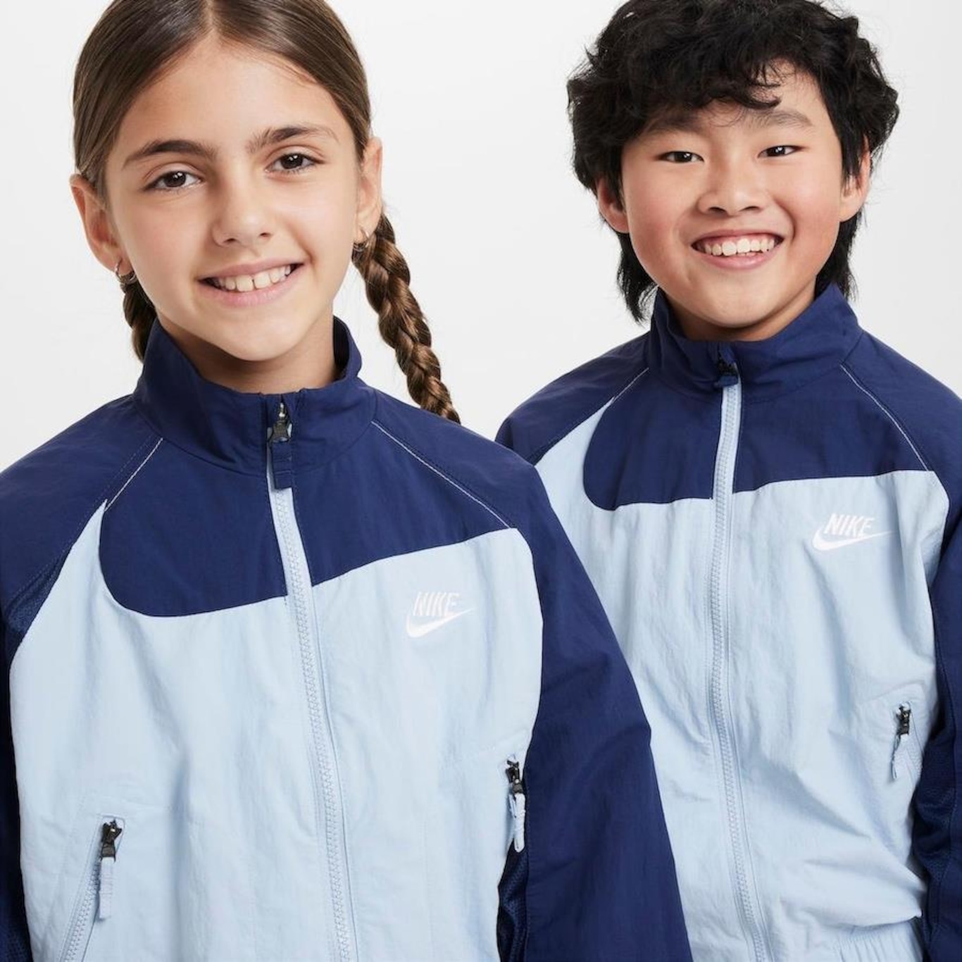 Jaqueta Nike Sportswear Amplify - Infantil - Foto 3