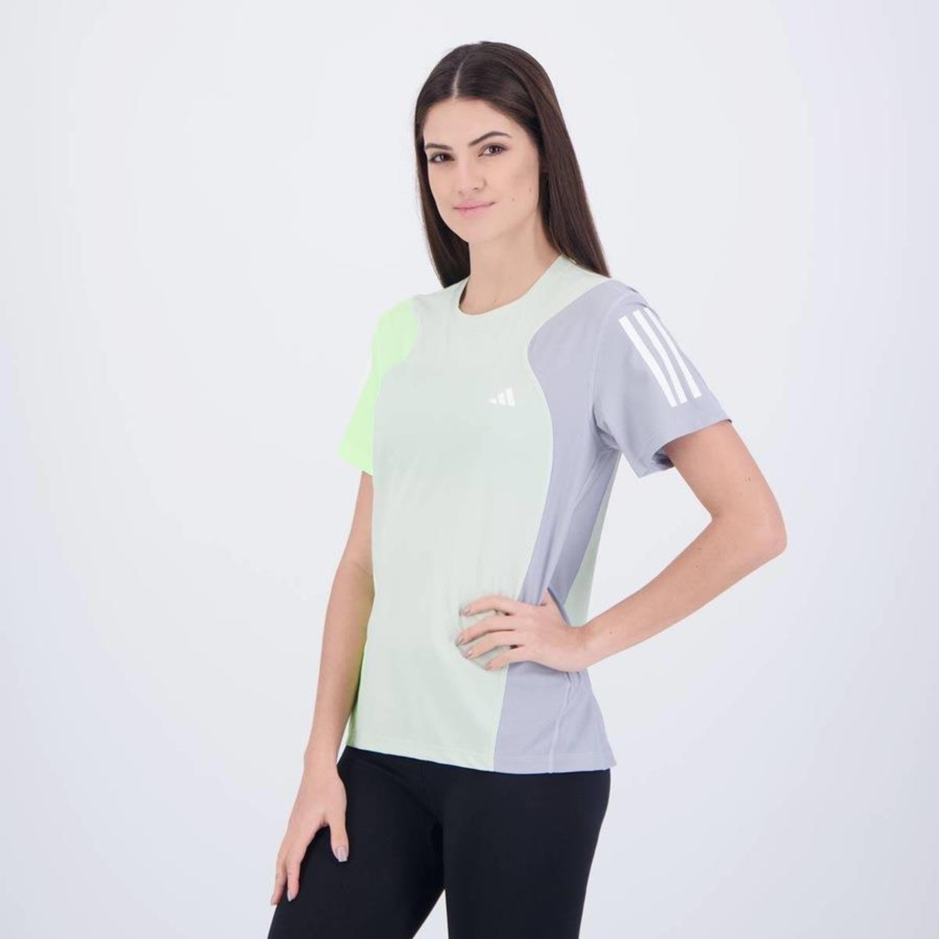 Camiseta adidas Own The Run Colorblock - Feminina - Foto 3