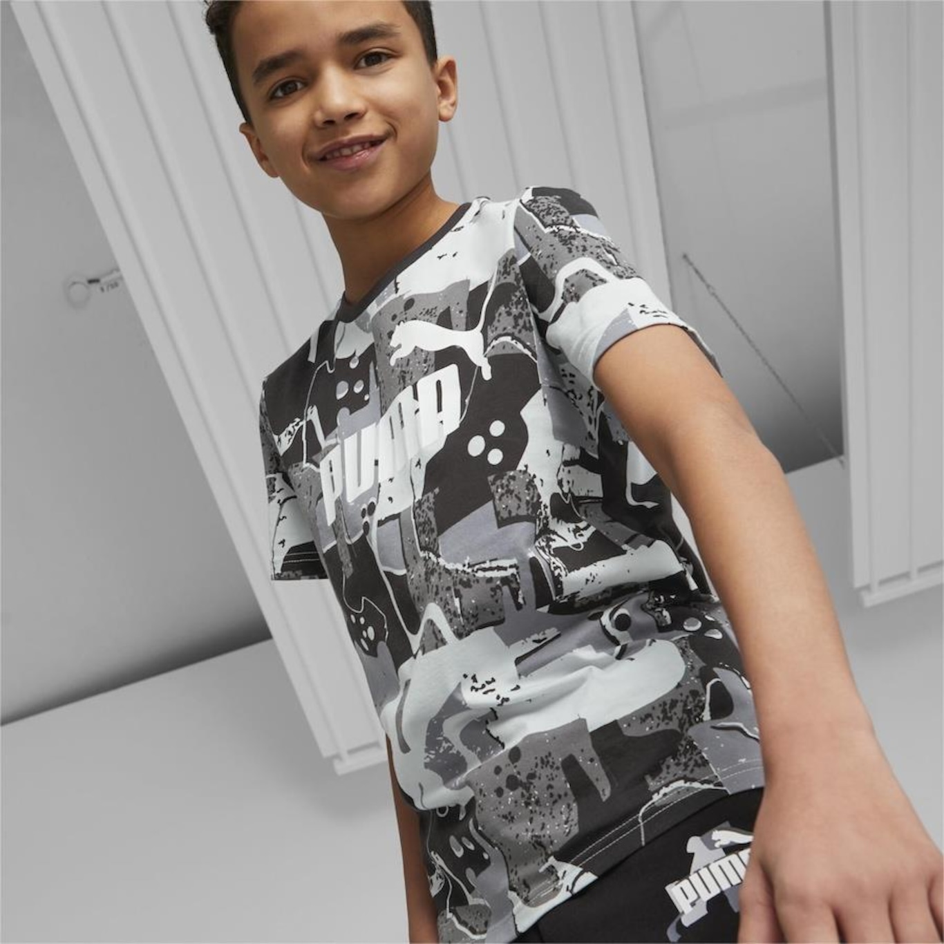 Camiseta Puma Essentials+ Street Art Printed - Infantil - Foto 3