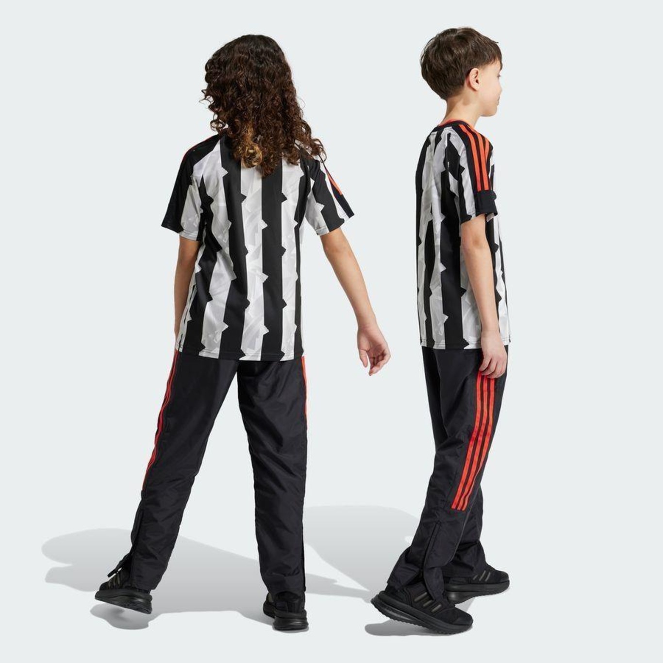 Calça adidas Tiro Woven - Infantil - Foto 4