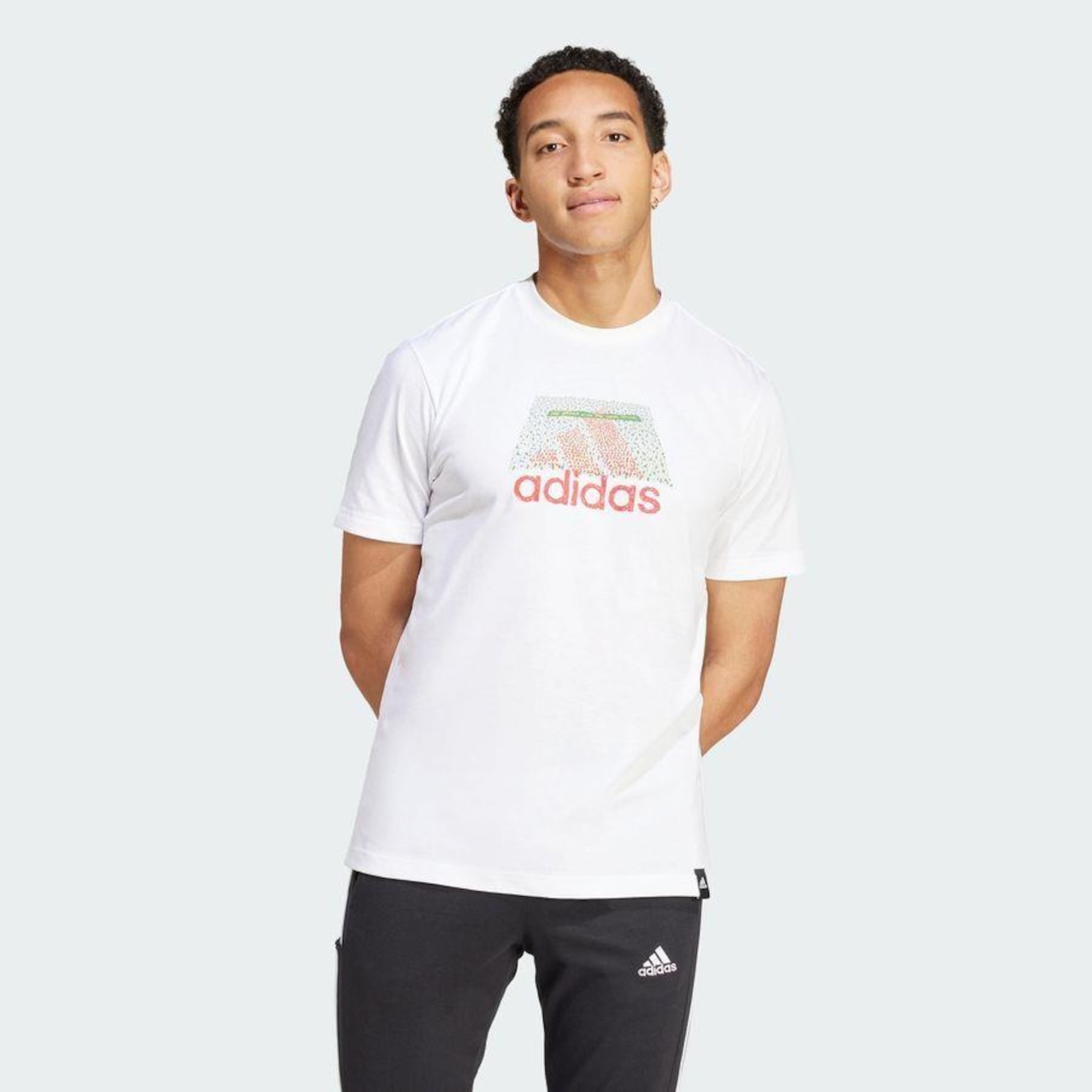 Camiseta adidas Estampada Codes Badge Of Sport - Masculina - Foto 3