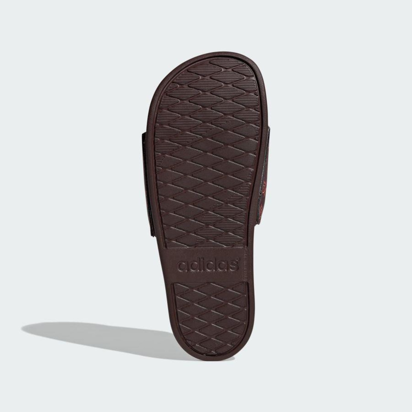 Chinelo adidas Adilette Comfort - Feminino - Foto 5