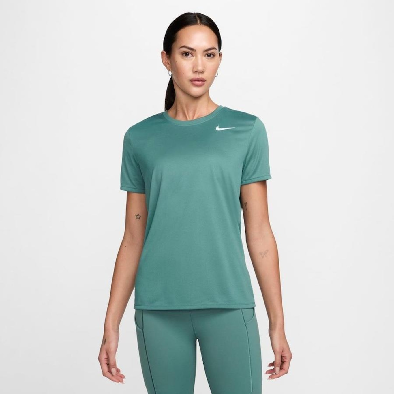 Camiseta Nike Dri-Fit - Feminina - Foto 1