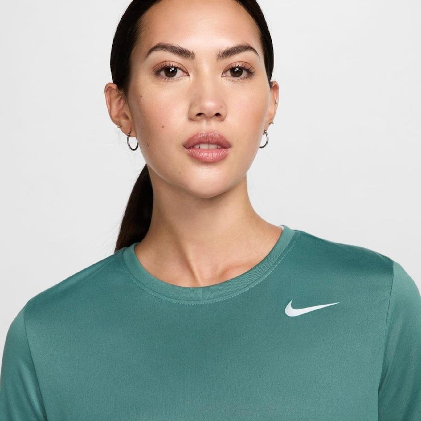 Camiseta Nike Dri-Fit - Feminina - Foto 2