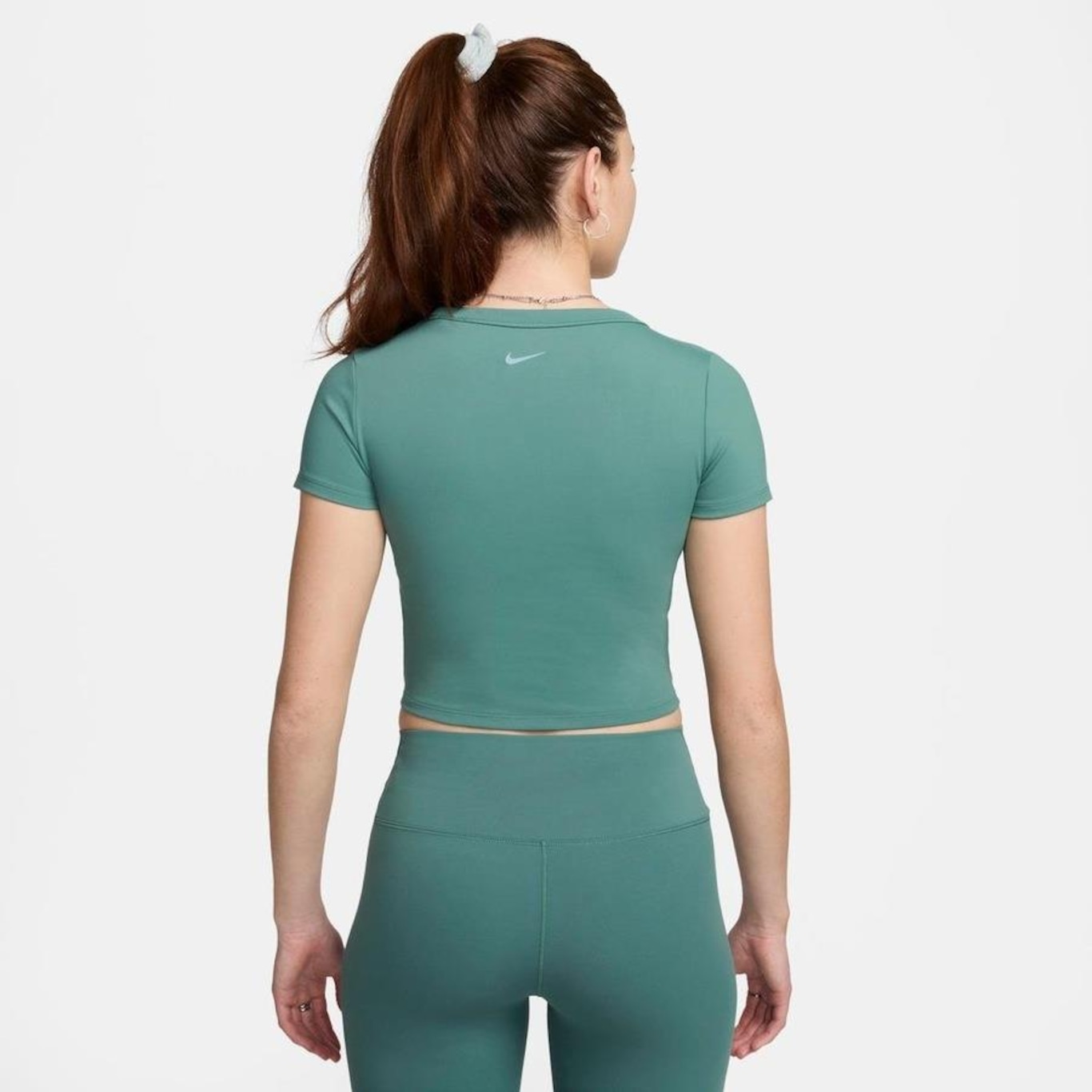 Camiseta Nike Dri-Fit One Cropped - Feminina - Foto 2