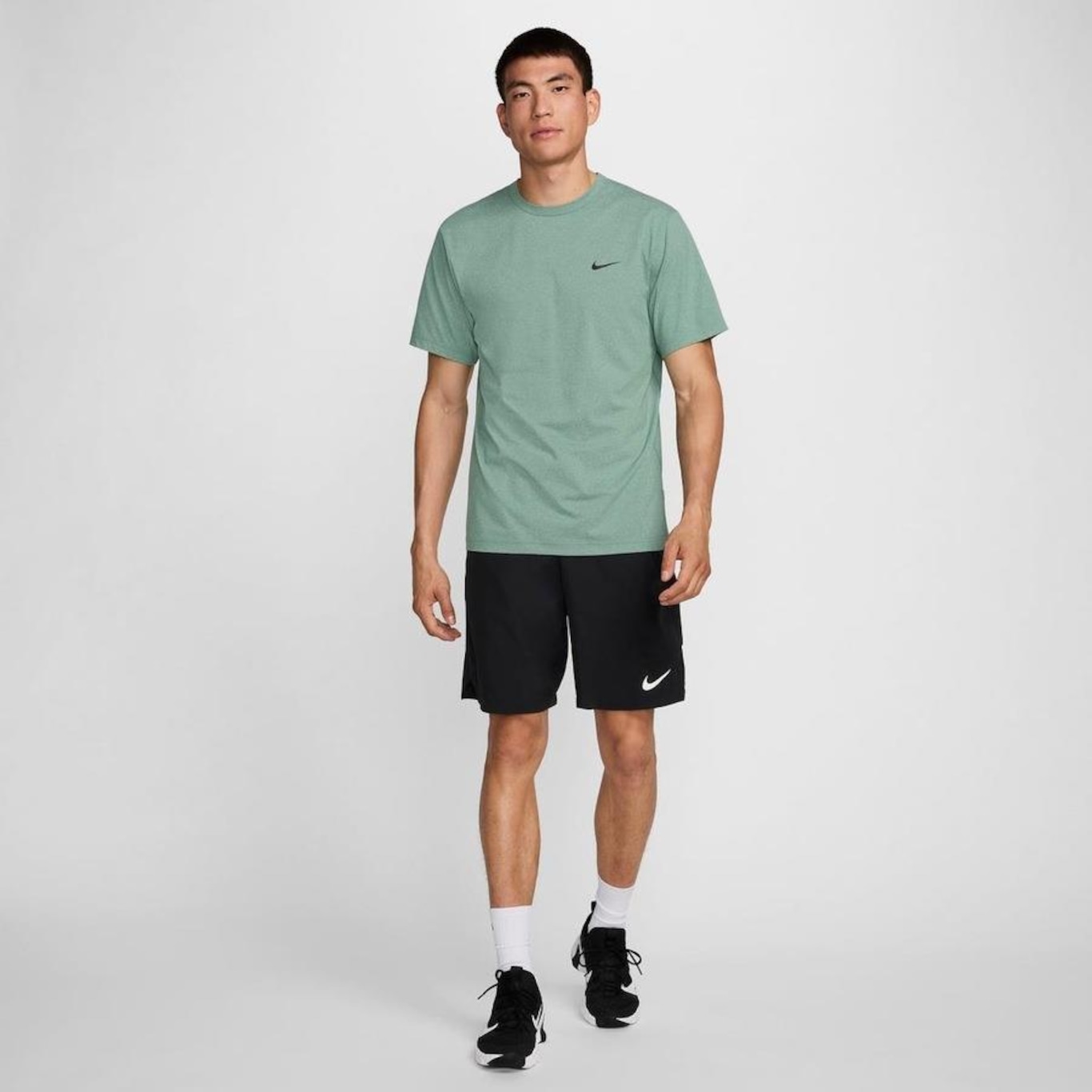 Camiseta Nike Hyverse Dri-Fit - Masculina - Foto 2