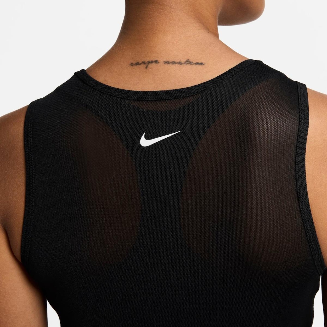 Camiseta Regata Nike Pro Dri-Fit - Feminina - Foto 5