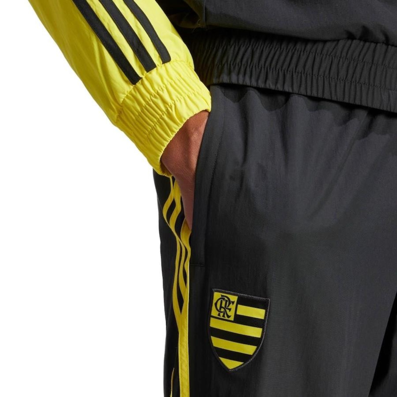 Calça do Flamengo adidas Cr Woven Tracksuit Bottoms - Masculino - Foto 4