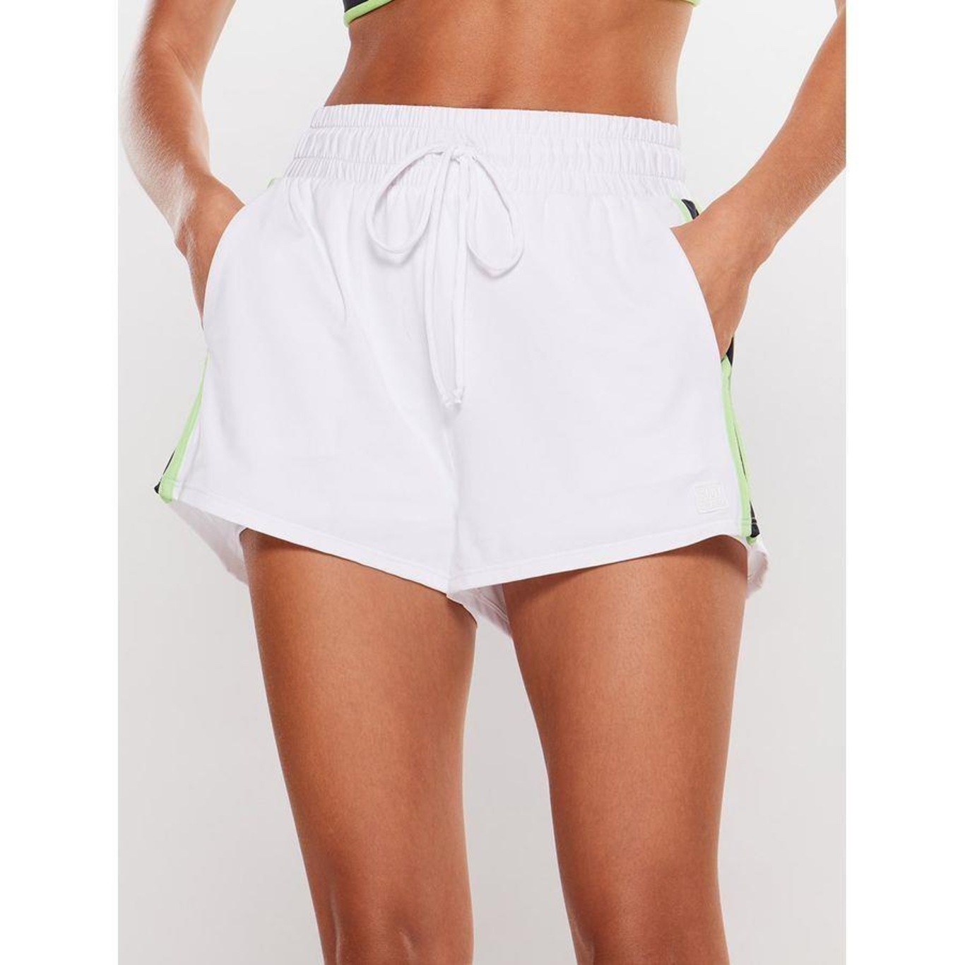 Shorts Liso Easy - Bodyforsure - Feminino - Foto 2