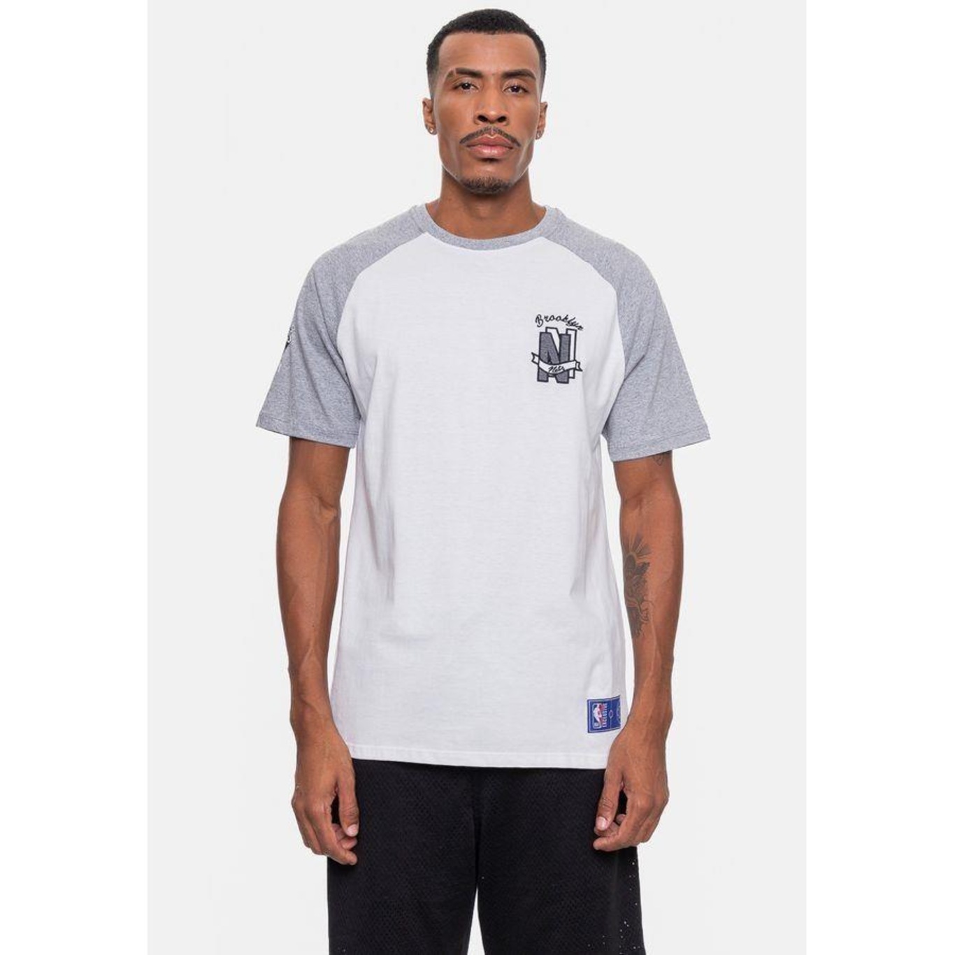 Camiseta Nba Logo Flag Brooklyn Nets - Masculina - Foto 4