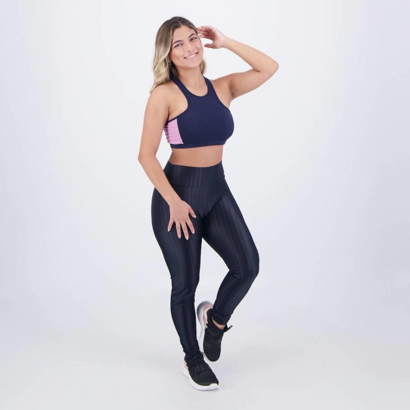 Conjunto Selene: Top Fitness com Bojo + Calça Legging - Feminino - Foto 3