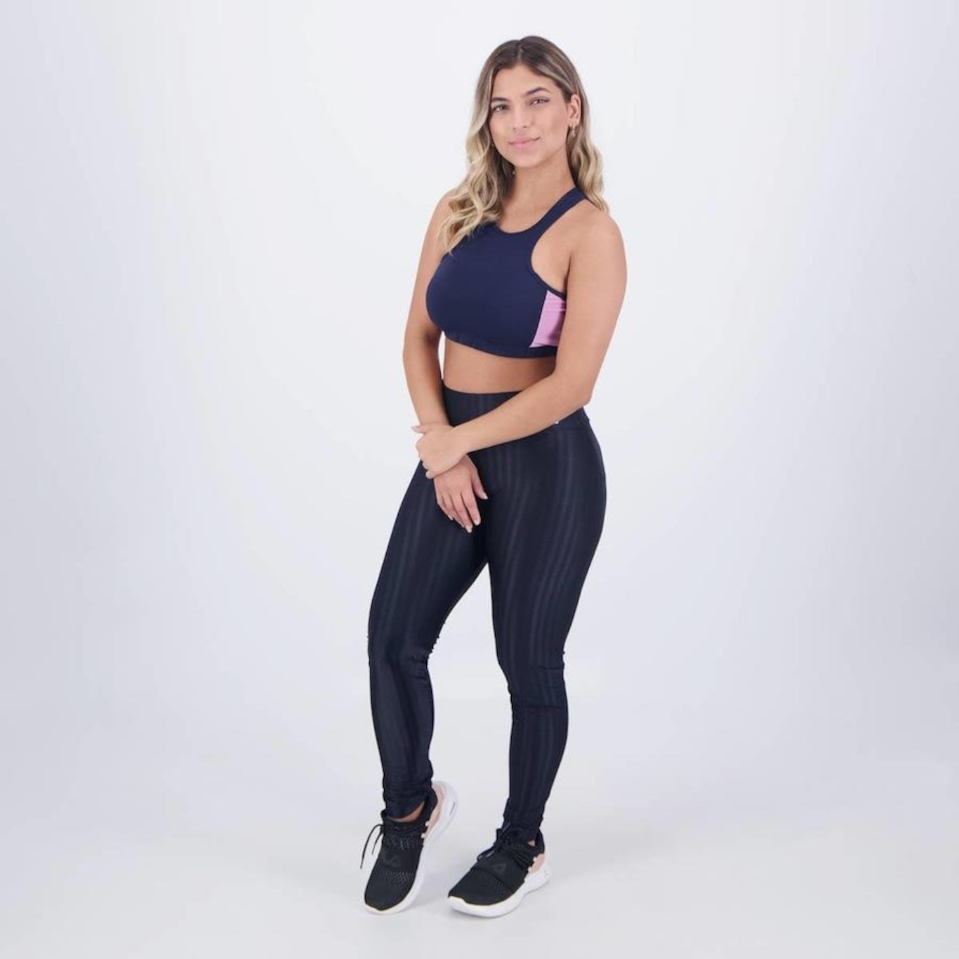 Conjunto Selene: Top Fitness com Bojo + Calça Legging - Feminino - Foto 4