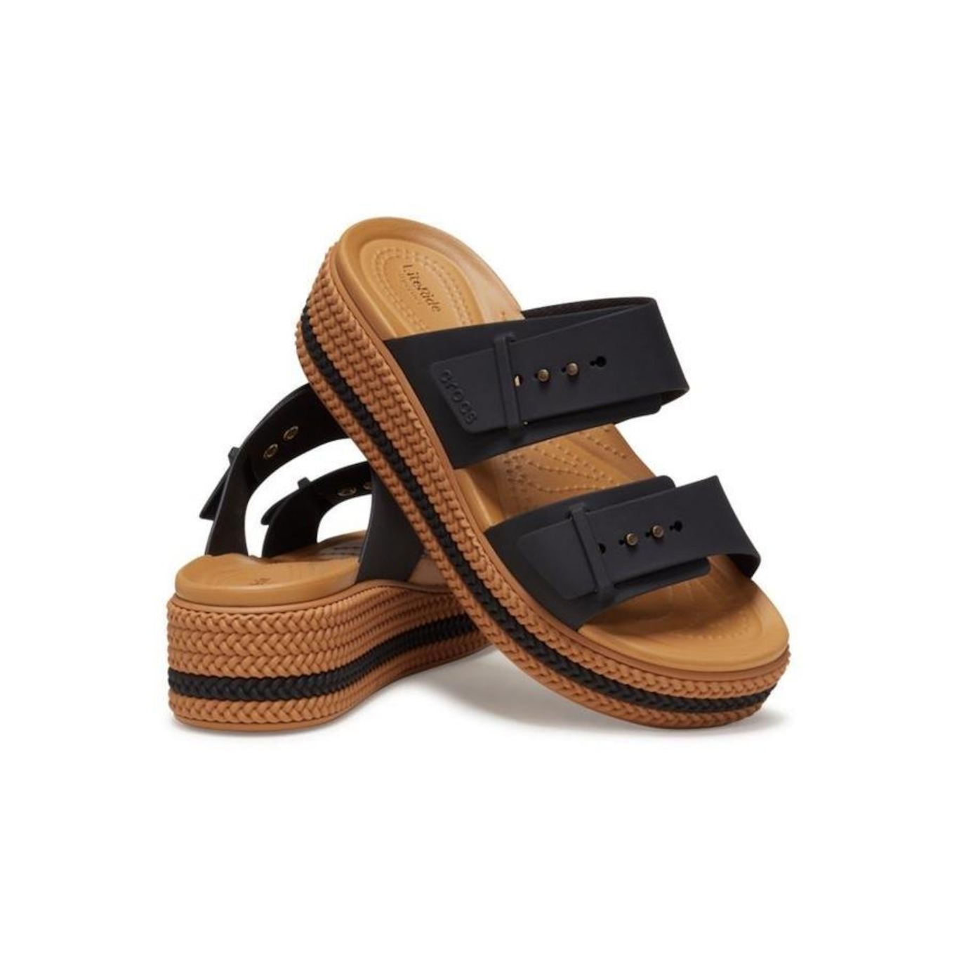 Sandália Crocs Brooklyn Woven Buckle - Feminina - Foto 4