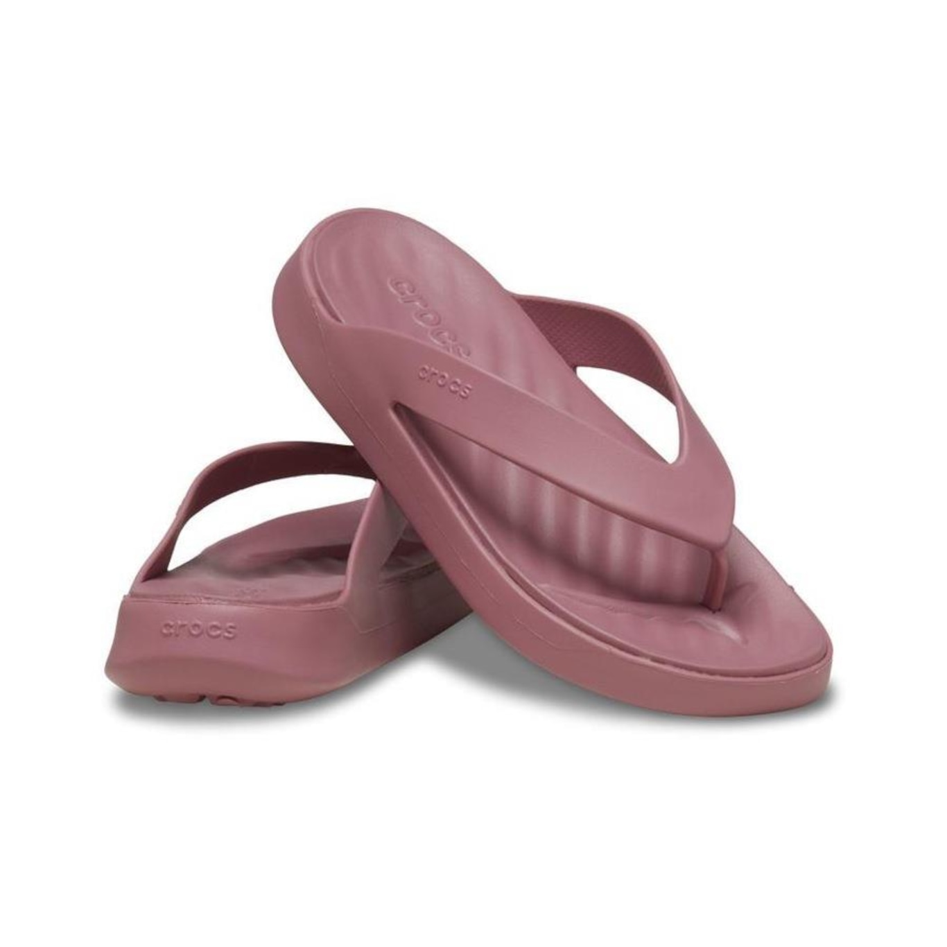 Chinelo Crocs Getaway Flip Cassis - Feminino - Foto 4