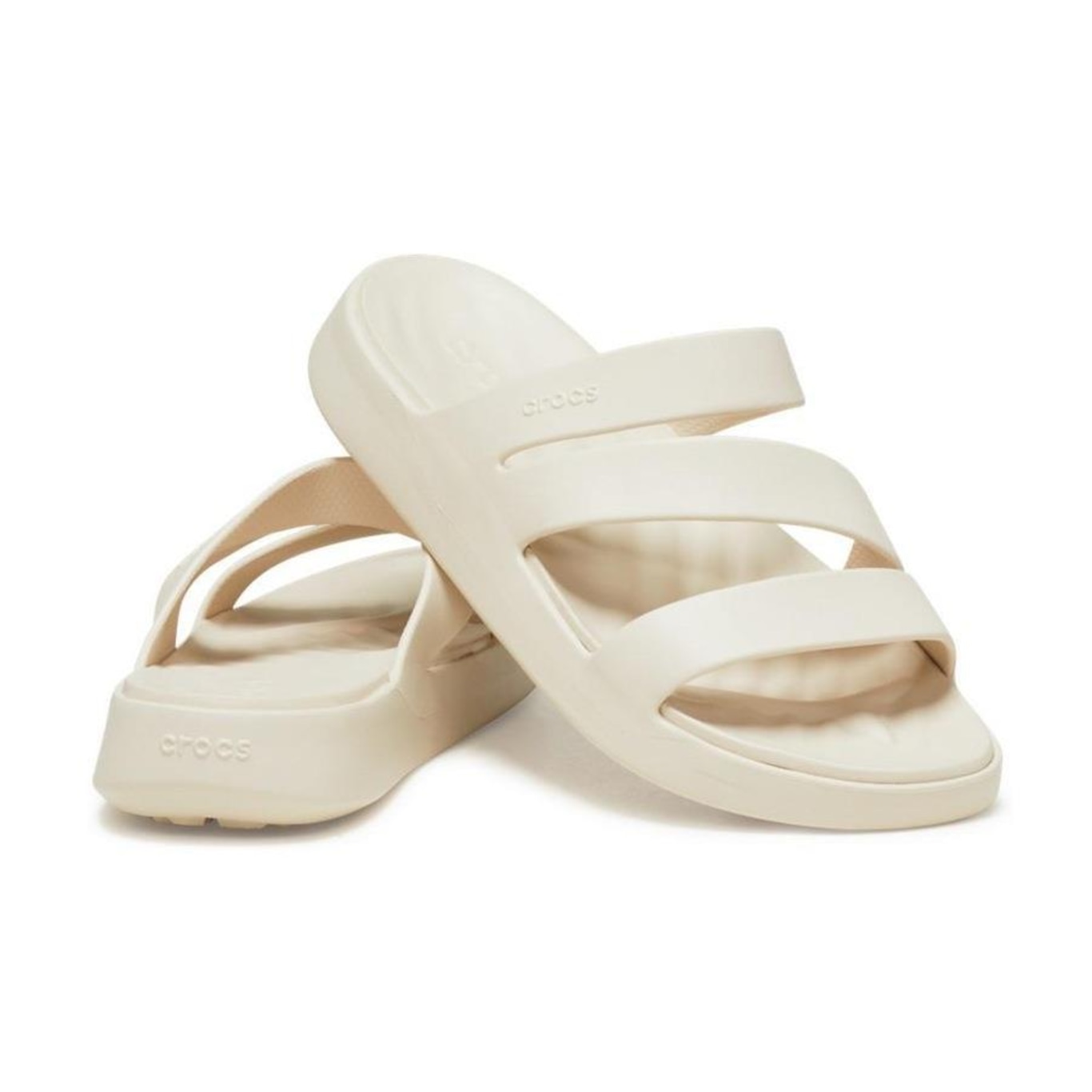 Sandália Crocs Getaway Strappy Stucco - Feminino - Foto 6