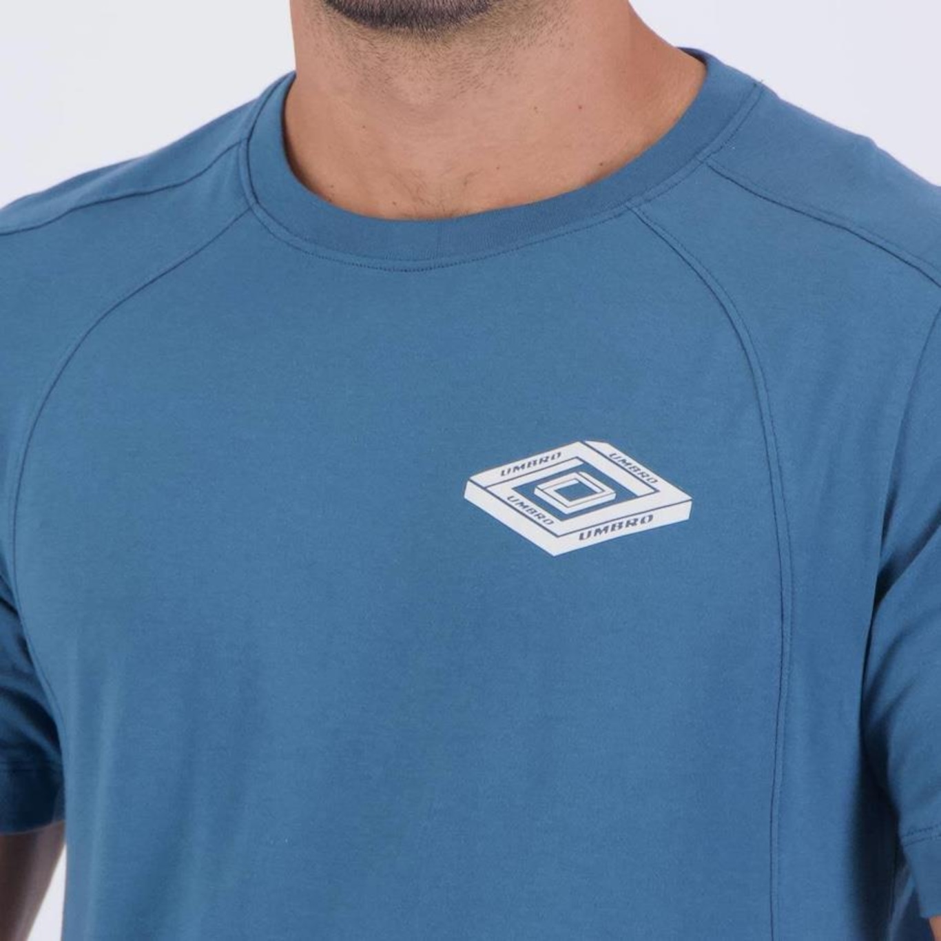 Camiseta Umbro Authentic Logo - Masculina - Foto 5