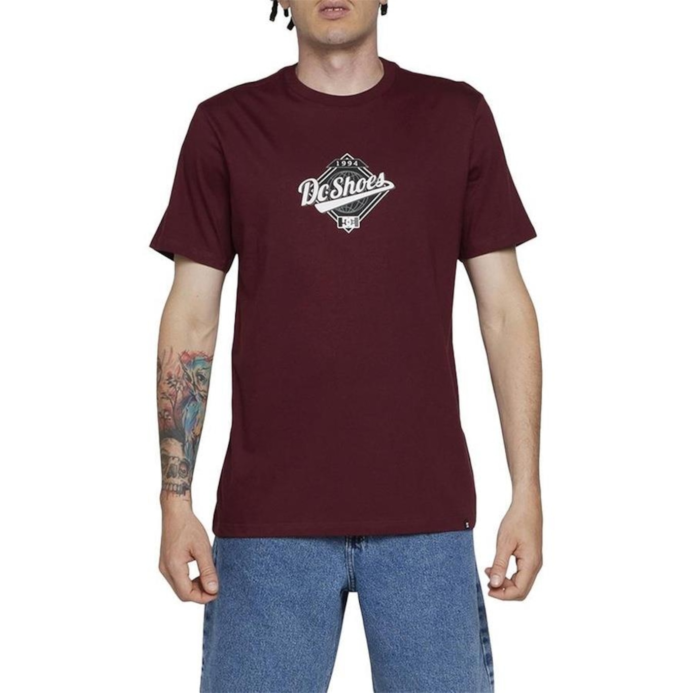 Camiseta Dc Shoes World Champ Wt24 Masculina Bordô - Foto 1