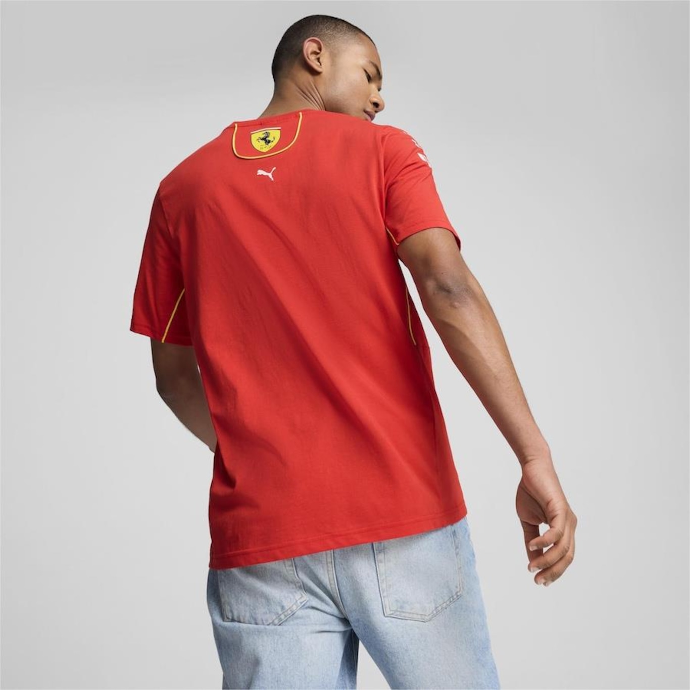 Camiseta Puma Scuderia Ferrari Team - Masculina - Foto 6