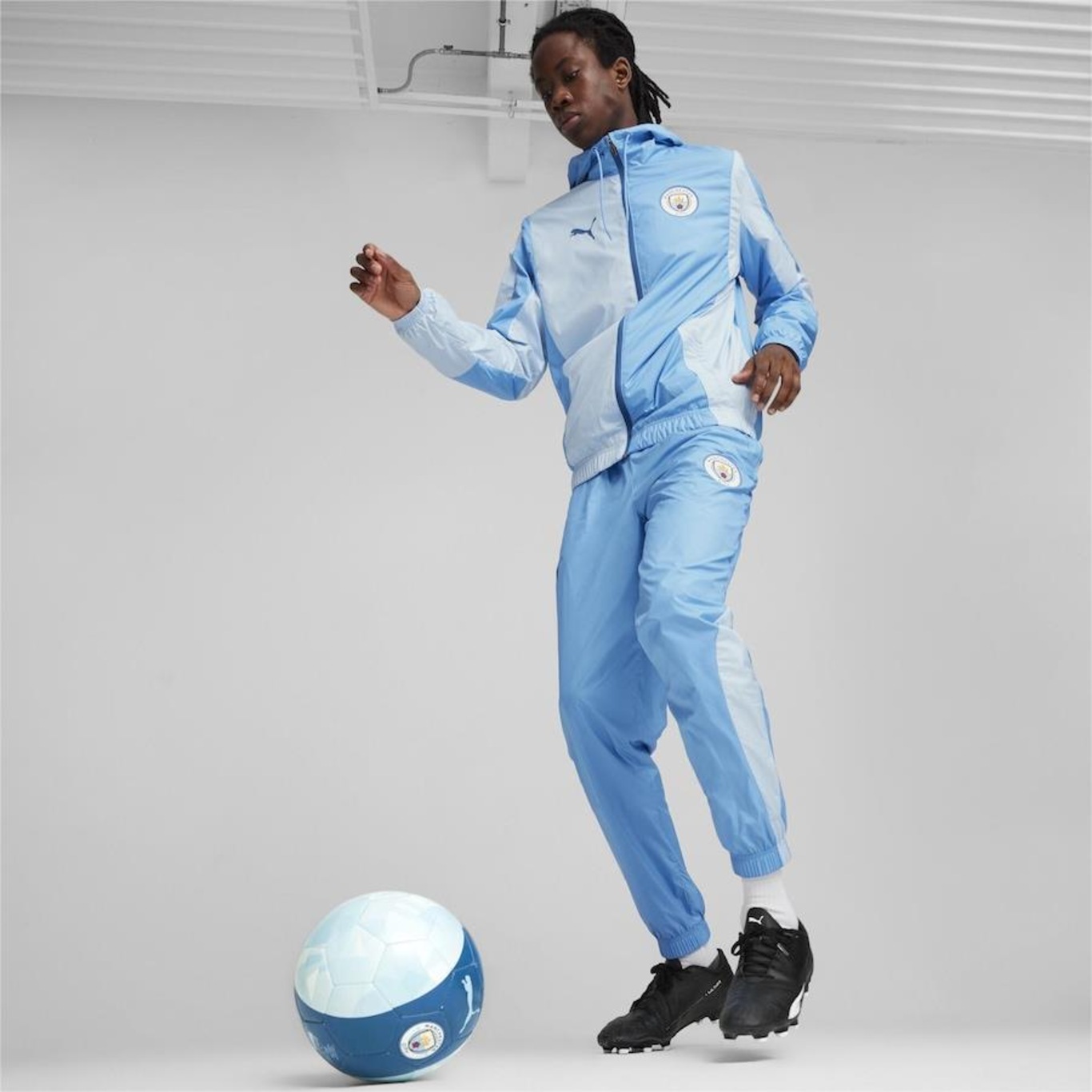 Jaqueta Pré-Jogo Manchester City Puma - Masculina - Foto 3