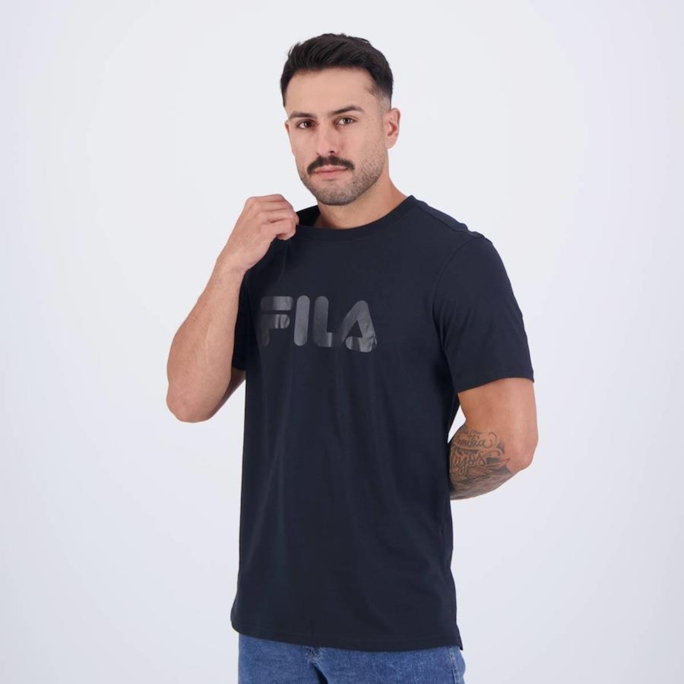 Camiseta Fila Letter Premium III - Masculina - Foto 3