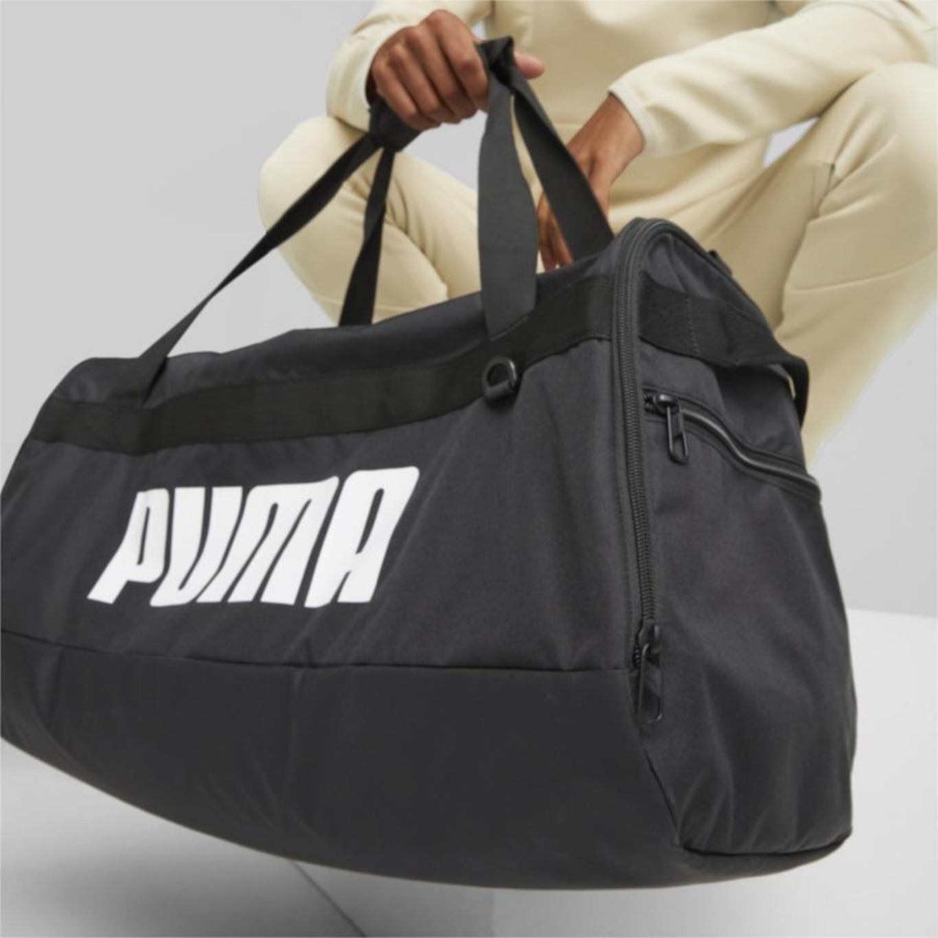 Mala de Mão Puma Duffle Bag Challenger M - 58 Litros - Foto 4