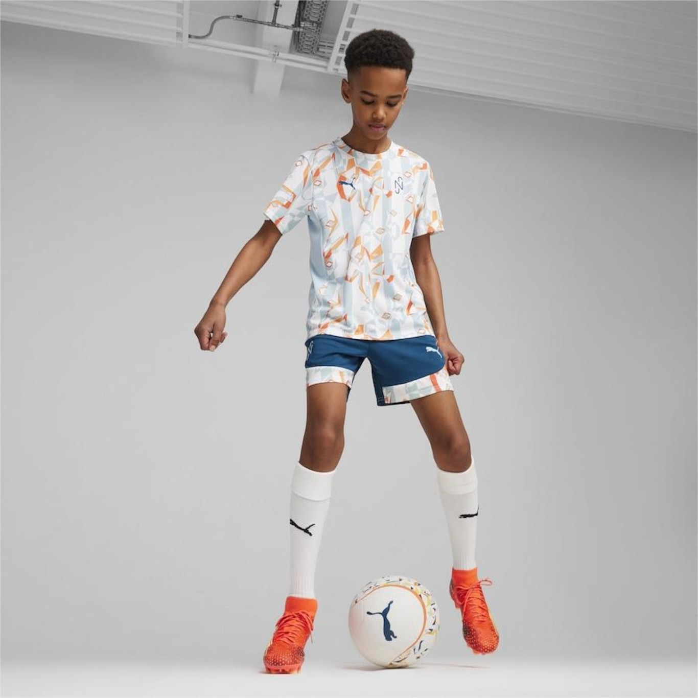 Shorts Puma Creativity Football Neymar Jr - Infantil - Foto 4