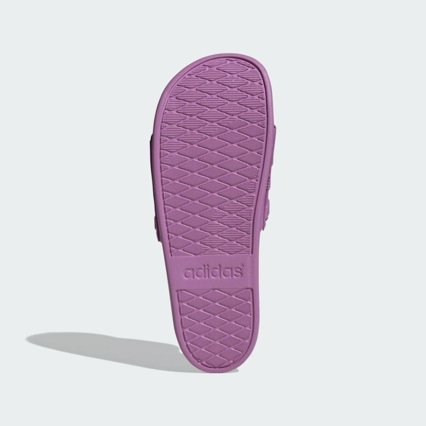 Chinelo adidas Adilette Comfort - Unissex - Foto 5