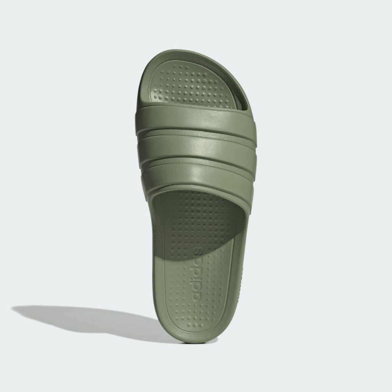 Chinelo adidas Adilette Flow - Unissex - Foto 4