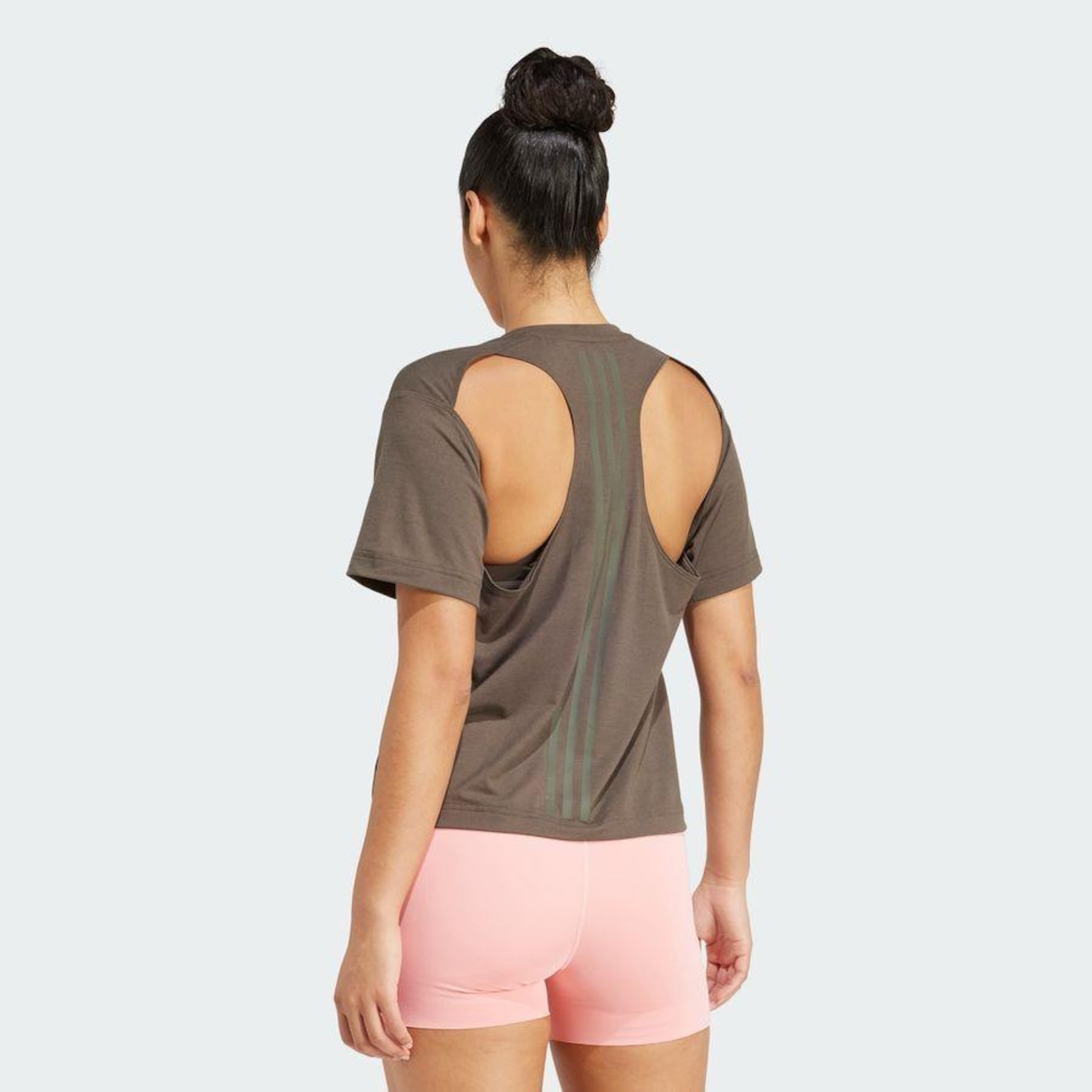 Camiseta adidas Power Back-Cutout Três Listras - Feminina - Foto 5