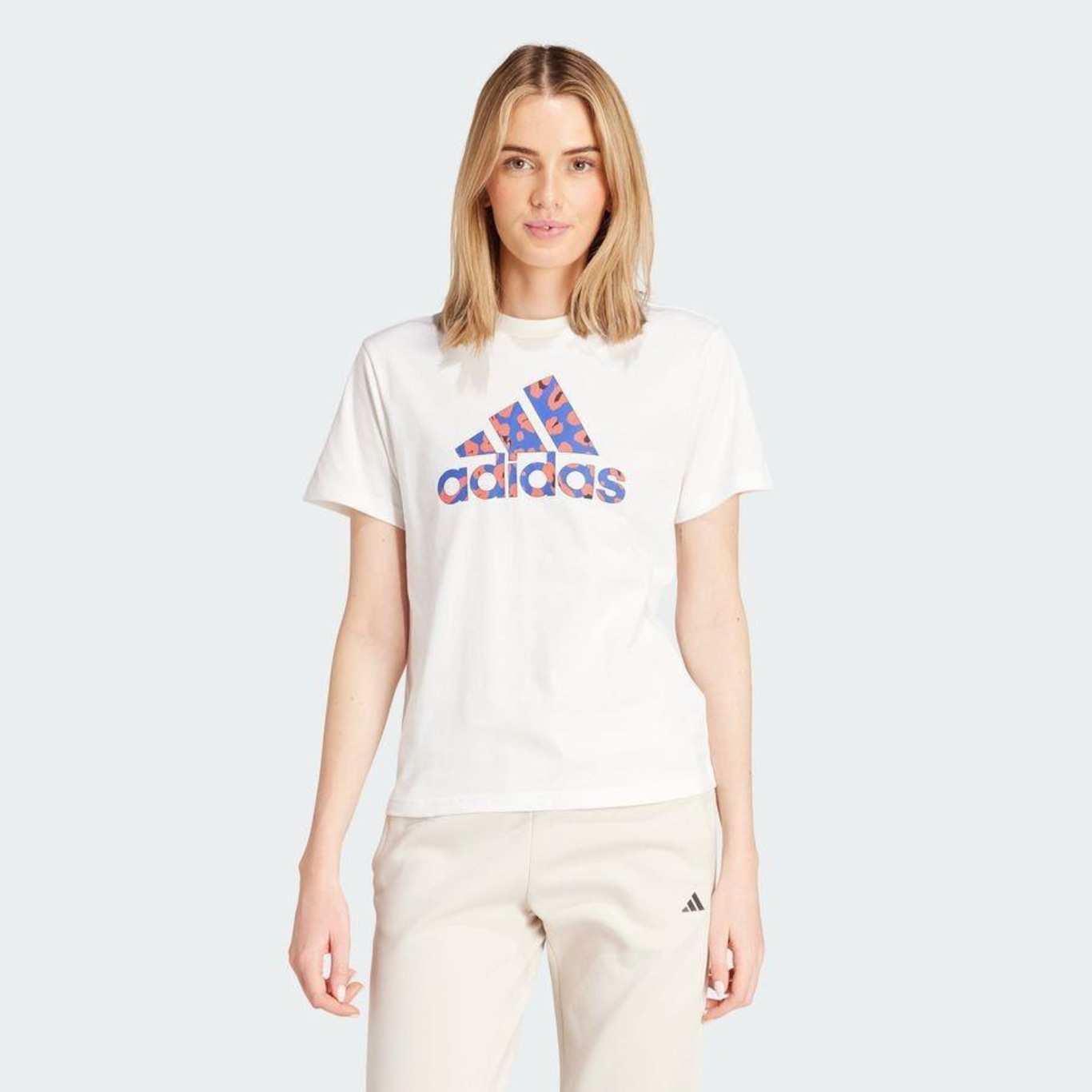 Camiseta adidas Estampada Animal - Feminina - Foto 3