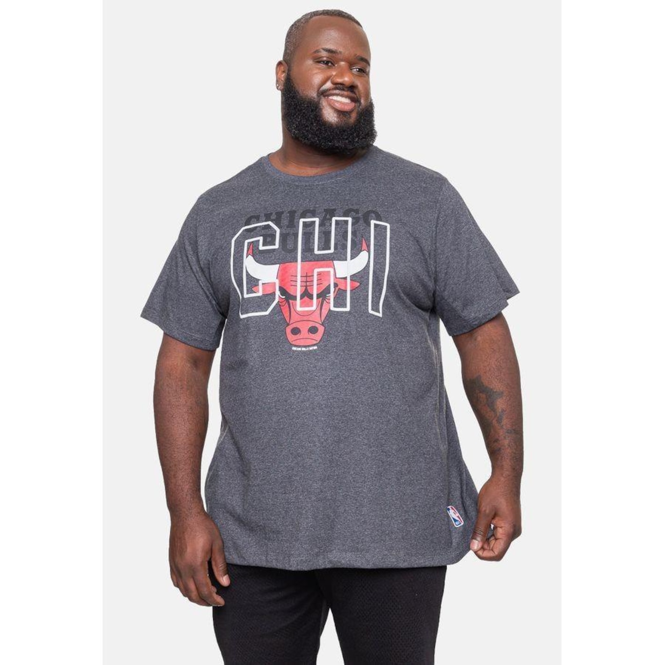 Camiseta NBA Plus Size City2City Chicago Bulls - Masculina - Foto 4