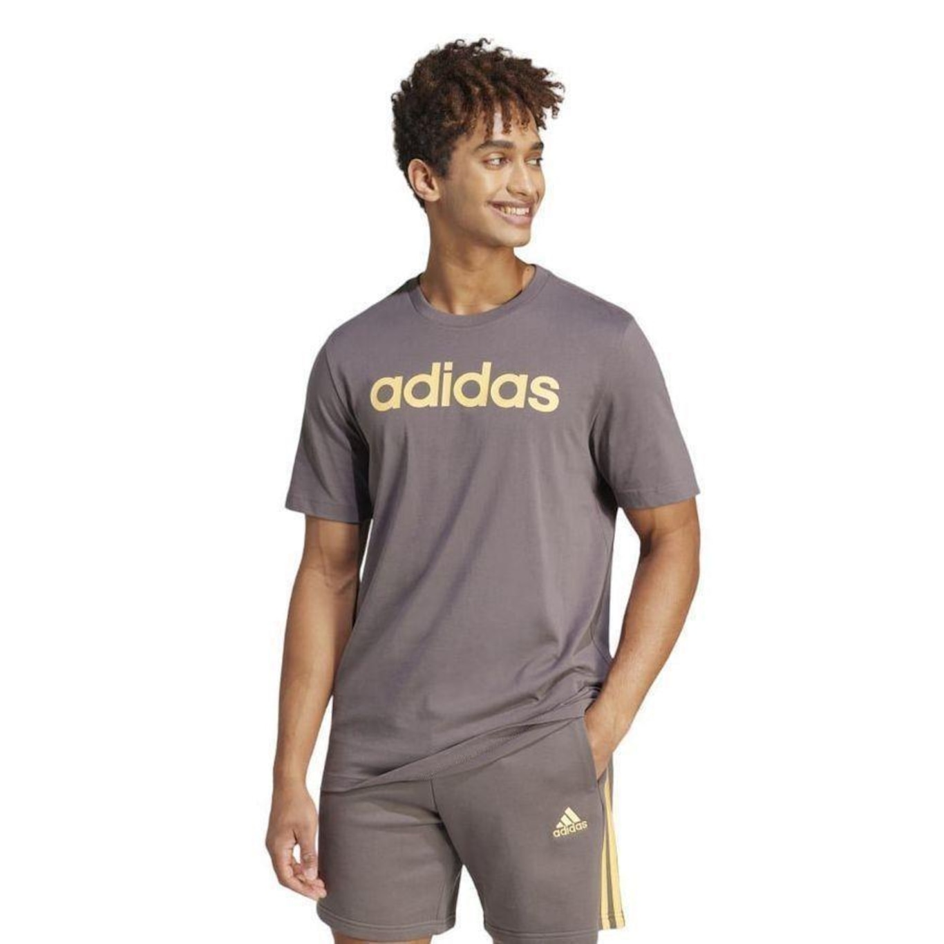 Camiseta adidas Essentials Linear Logo - Masculina - Foto 2