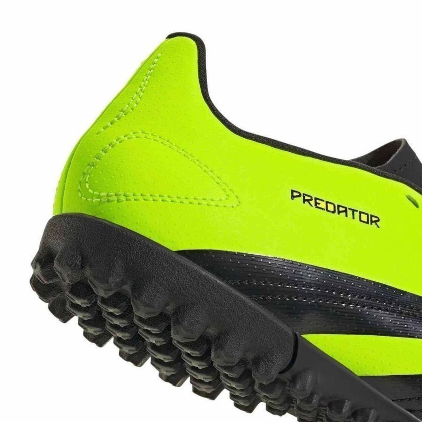 Chuteira Society Adidas Predator 24 Club - Adulto - Foto 6