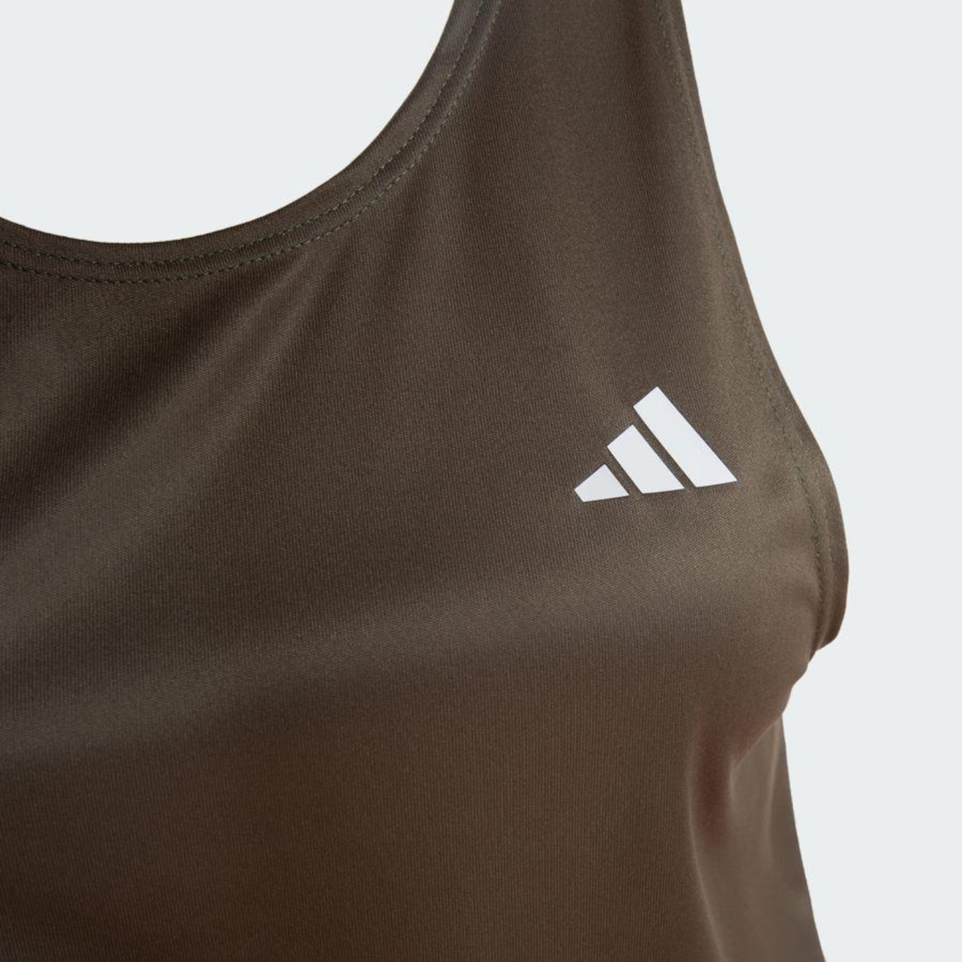 Camiseta Regata adidas Tr Basic Tank - Feminina - Foto 4